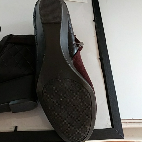 Booties - Picture 4 of 6